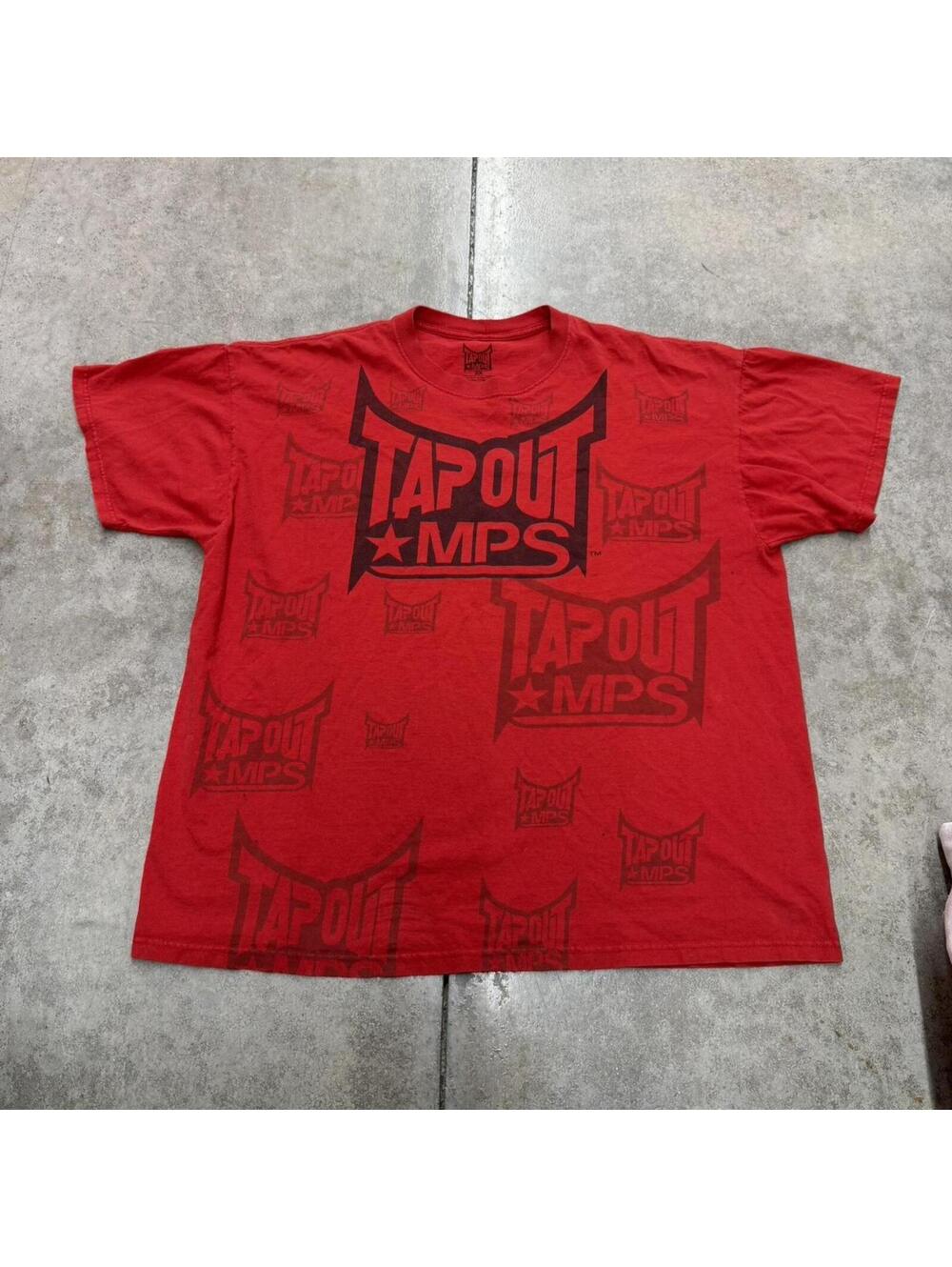 vintage tapout mps red all over print big logo shirt size xxl